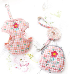 Vest harness with backpack and leash