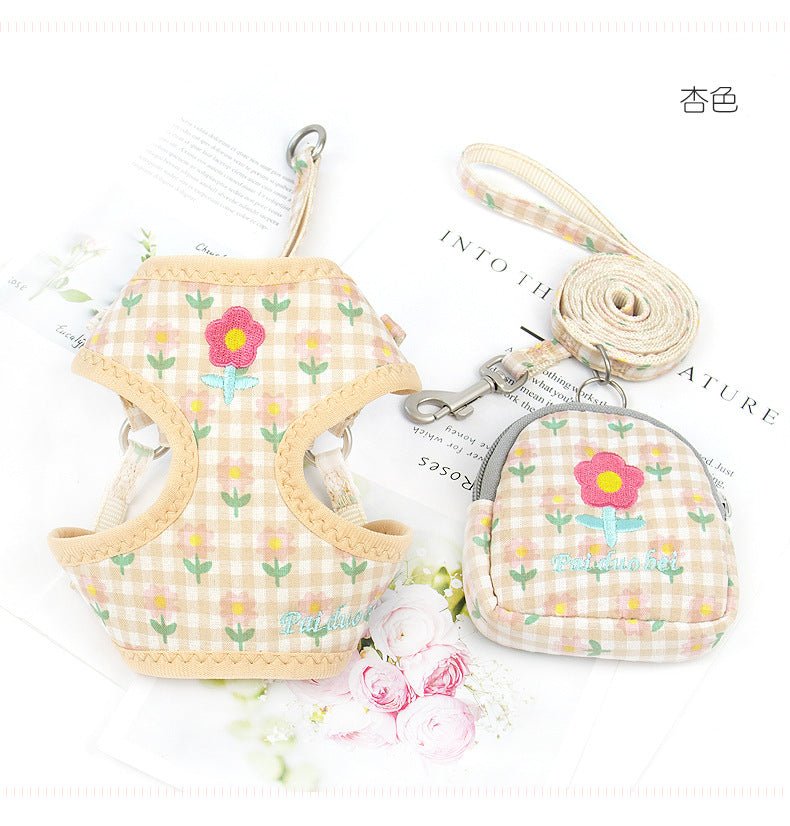 Vest harness with backpack and leash